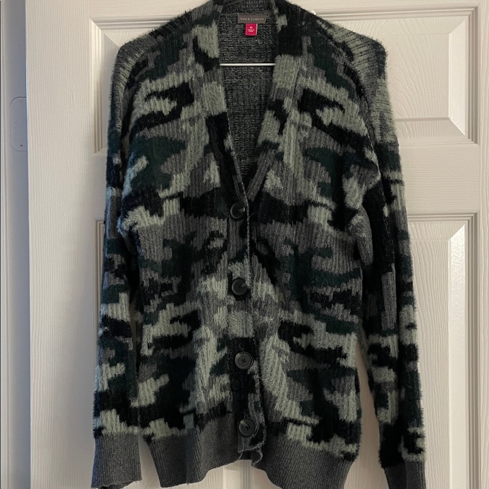 Vince Camuto Black and Green Camouflage Cardigan